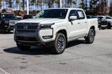 New 2025 Nissan Frontier SL image 3