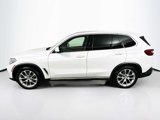 Used 2019 BMW X5 xDrive40i w/ Executive Package image 2