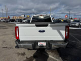 Used 2023 Ford F250 4x4 Crew Cab Super Duty image 4