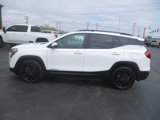 Used 2022 GMC Terrain SLE w/ Driver Convenience Package image 2