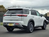 New 2025 Nissan Pathfinder SL w/ SL Premium Package image 5