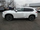New 2025 Nissan Rogue Platinum image 6