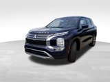 New 2025 Mitsubishi Outlander SE image 3