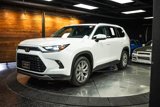 Used 2024 Toyota Grand Highlander AWD image 2