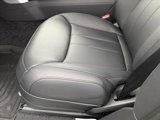 New 2025 Land Rover Range Rover Long Wheelbase SE image 4