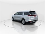 Used 2023 Kia Carnival LX image 6