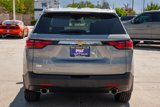 Used 2023 Chevrolet Traverse LT image 6