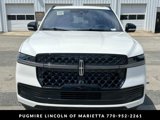 New 2025 Lincoln Navigator Reserve image 2