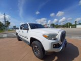 Used 2018 Toyota Tacoma SR image 3