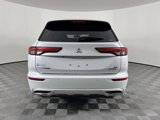 New 2025 Mitsubishi Outlander SEL image 4