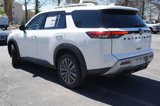 New 2025 Nissan Pathfinder SL image 3