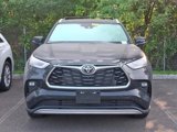 Certified 2025 Toyota Highlander Platinum image 2