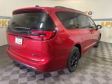 New 2025 Chrysler Pacifica Premium image 3