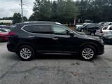 Used 2017 Nissan Rogue SV image 4