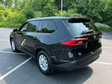 Used 2024 Toyota Grand Highlander XLE image 3