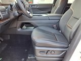 New 2025 Nissan Armada SL image 4