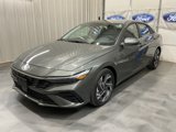 Used 2025 Hyundai Elantra SEL image 3