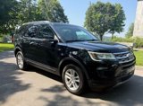 Used 2018 Ford Explorer XLT w/ Equipment Group 202A image 3