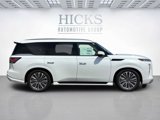 New 2025 INFINITI QX80 Luxe image 4