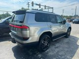 Used 2024 Lexus GX 550 image 5