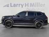 New 2025 Volkswagen Atlas SE image 3