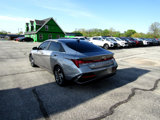 Used 2024 Hyundai Elantra SEL w/ Convenience Package image 5