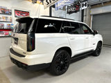 Used 2025 Cadillac Escalade V w/ LPO, ONYX Package image 5