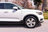 Used 2019 Volvo XC40 T5 Momentum image 5