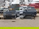 New 2025 Land Rover Range Rover SE image 2