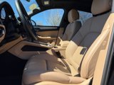 Certified 2025 Porsche Macan Turbo image 5
