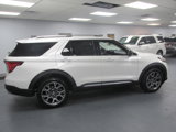 New 2025 Ford Explorer Platinum image 3