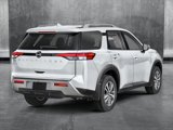New 2025 Nissan Pathfinder SL image 2