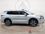 New 2025 Mitsubishi Outlander SEL image 2