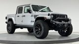 Used 2022 Jeep Gladiator Sport image 3