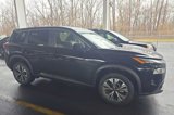 Used 2023 Nissan Rogue SV image 3
