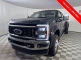 Certified 2023 Ford F450 Lariat w/ Chrome Package image 4