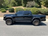 Used 2022 Toyota Tacoma TRD Off-Road image 4