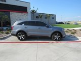 Used 2023 Kia Sorento LX image 2