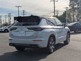 New 2025 Mitsubishi Outlander SEL image 3