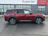 New 2025 Nissan Pathfinder Platinum image 2