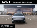 New 2025 Kia K4 LXS image 2