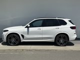 New 2025 BMW X5 xDrive40i w/ M Sport Package image 4