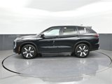 New 2025 Mitsubishi Outlander SE image 2