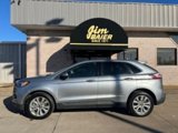 Used 2023 Ford Edge Titanium image 2