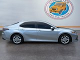 Used 2022 Toyota Camry LE image 6
