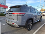 New 2025 Nissan Pathfinder Platinum w/ Black Appearance Package image 4