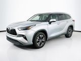 Used 2024 Toyota Highlander XLE image 3