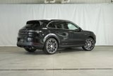 Used 2024 Porsche Cayenne image 5