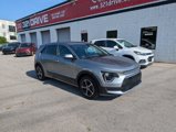 Used 2023 Kia Niro LX image 3