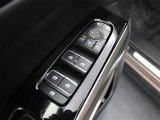 Used 2024 Nissan Pathfinder Platinum image 4